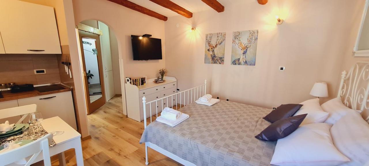 Studio Apartments Malu Pula Exteriér fotografie